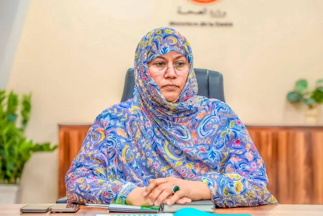 La ministre mauritanienne de la Santé lors d'une réunion de travail