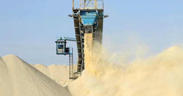 Photo d'illustration d'une installation de phosphate près de Laâyoune, et non du complexe de Mzinda. Date de prise de vue inconnue.