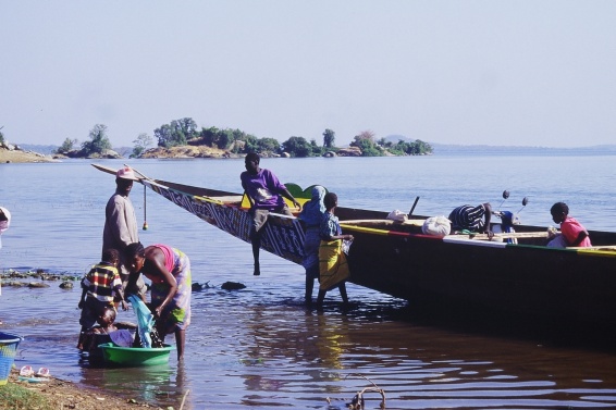 Archives : lac de Sélingué, Mali