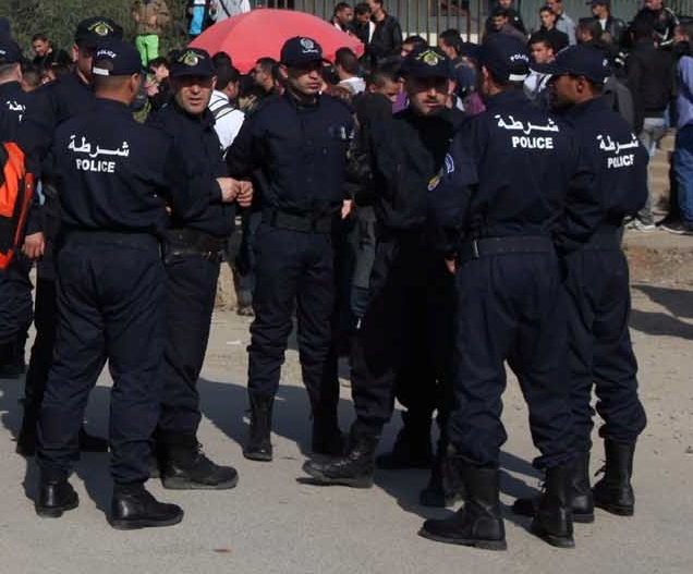 Archives : policiers algériens (2011)