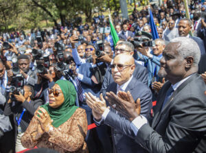 Addis-Abeba : inauguration du monument du défunt président Tanzanien Nyerere par le Président de la République, Président de l’UA