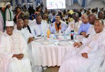 Célébration à Nouakchott des quarante ans de carrière de l'artiste Baba Mal