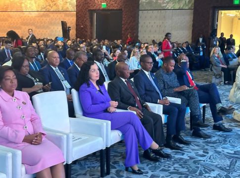 Discussions entre la Mauritanie et les États-Unis sur l'amélioration des mécanismes d'investissement et l'avenir de l'investissement en Afrique