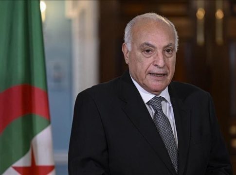 L'Algérie et l'Iran discutent de la possibilité d'organiser une conférence ministérielle islamique sur Gaza