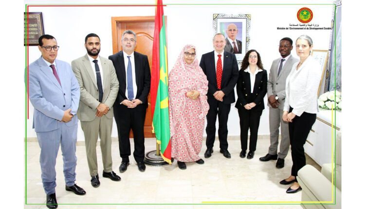 Nouakchott : Discussion du ministre de l’Environnement avec une délégation du Fonds monétaire international