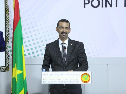 Le gouvernement examine un projet de décret fixant les conditions d'octroi de la carte de presse