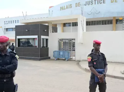 La justice sénégalaise entame des poursuites pour corruption à l'encontre de cinq ministres de l'ère Sall