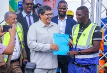 Le port de Nouakchott distribue des parcelles de terrain à des dizaines de dockers
