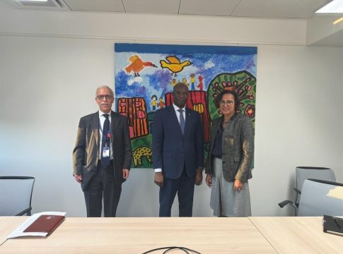 Genève : Le Ministre de la Fonction Publique rencontre les responsables de l'entreprise qui supervise le projet SIGPE