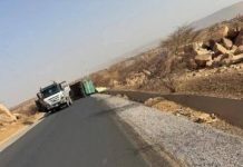 Le déraillement d'un camion paralyse la circulation à Djouk dans la wilaya de l'Assaba