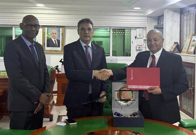 Nouakchott: Signature d’une convention de partenariat médical entre la Fondation Mohammed VI des Sciences et de la Santé et la ‘’CNAM’’