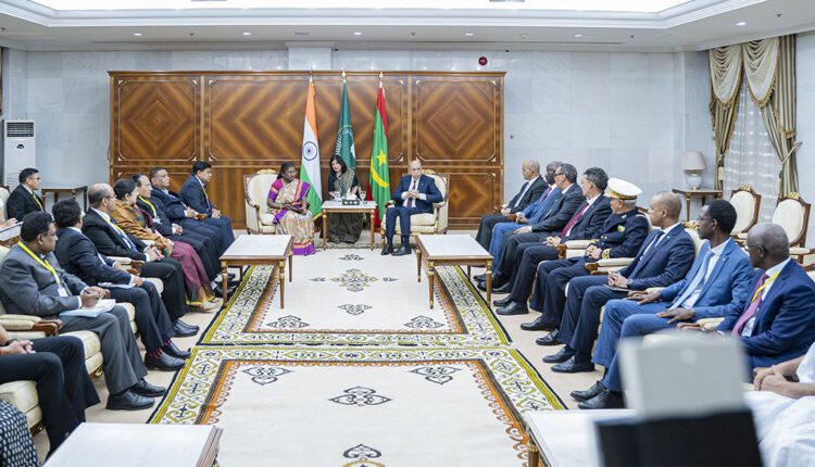 Nouakchott : Le Président de la République et la Présidente de l’Inde discutent de la nécessité de développer les relations entre les deux pays à tous les niveaux