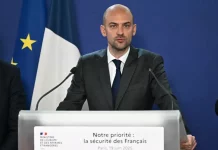 Au milieu d'une détérioration de la sécurité, la France réduit son personnel diplomatique au Mali