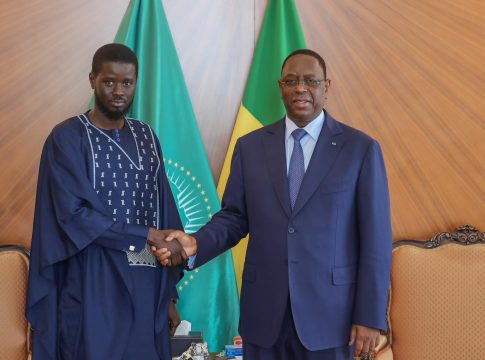 Sénégal : En attendant que le nouveau président prête serment et prenne le pouvoir