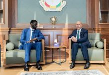 Ghazaouani et Diomaye Faye discutent de renforcer la coopération mauritanienne-sénégalaise à Conakry.
