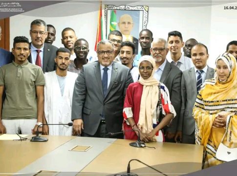 Le ministère de l'Emploi annonce l'envoi de 30 étudiants mauritaniens en formation en Algérie