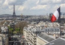 La France appelle ses ressortissants à quitter le Mali et met en garde contre les risques liés aux déplacements terrestres