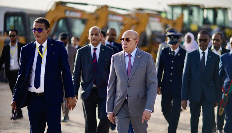 Le Président de la République : supervision de la cérémonie de remise d’un important lot de matériels et d’engins à l’Office National de l’Assainissement à Nouakchott