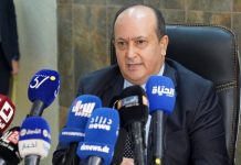 En remplacement de Nadir Larbawi, la présidence algérienne annonce la nomination de Sefi Gharib au poste de premier ministre par intérim.