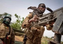L'armée malienne reconnaît la mort de plusieurs de ses soldats dans l'attaque de Dioura