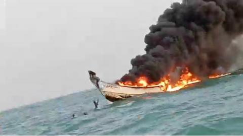 Nouadhibou : Un pêcheur meurt et 4 autres sont blessés dans l'incendie d'un bateau en mer