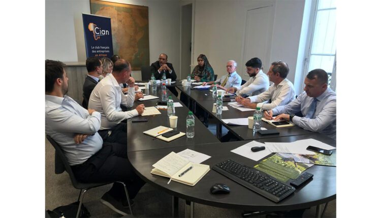 Paris : Une mission de la SONADER participe à une rencontre pour étudier en France les perspectives d’un partenariat avec des sociétés françaises
