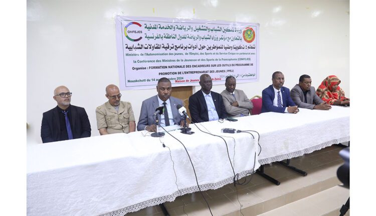 Le secrétaire général du ministère de l’Autonomisation de la jeunesse supervise le démarrage d’un atelier national de formation des jeunes entrepreneurs à Nouakchott