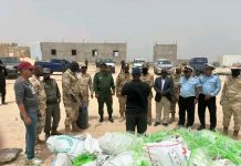 La garde côtière détruit 500 sacs de filets "monofilament" interdits à Nouadhibou