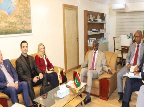 Discussions mauritanieno-américaines sur les moyens de renforcer les relations de coopération dans le domaine de la pêche
