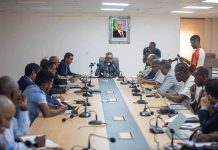 Réunion du gouvernement pour coordonner les interventions liées à la réhabilitation de la barre de sable de la plage de Nouakchott