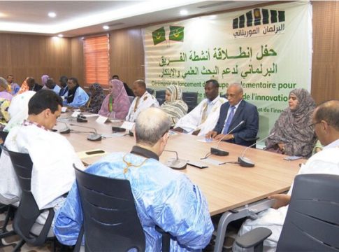 Une invitation officielle à poser les questions de recherche scientifique au Parlement mauritanien