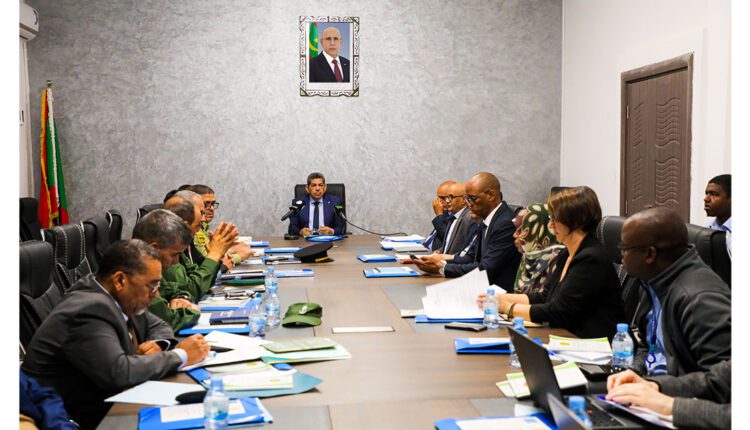 Nouakchott : le ministère de l’intérieur, de la promotion de la Décentralisation et du Développement Local organise une réunion du Comité de pilotage du projet « Suivi régional et stabilisation des zones frontalières et gestion des migrations »