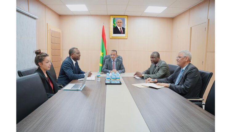 Nouakchott : Entretien du Délégué Général à la Solidarité Nationale avec une mission de l’Agence Française de Développement