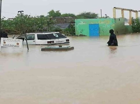 Ministère de l’Intérieur : Les inondations ont emporté une voiture avec plusieurs personnes à Amourj