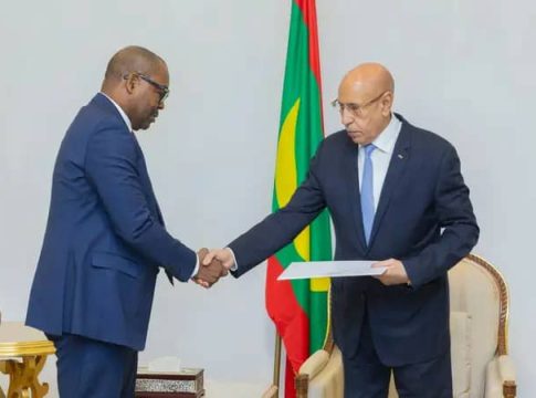 Porté par le ministre de l'énergie et de l'Hydraulique,Ghazwani reçoit un message écrit de Goia