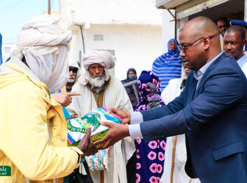 La municipalité du Ksar lance la quatrième phase de l'initiative « Wadi El kheir » pour aider les familles nécessiteuses
