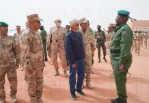 Le ministre de la Défense inspecte le bataillon mauritanien rattaché au G5 Sahel