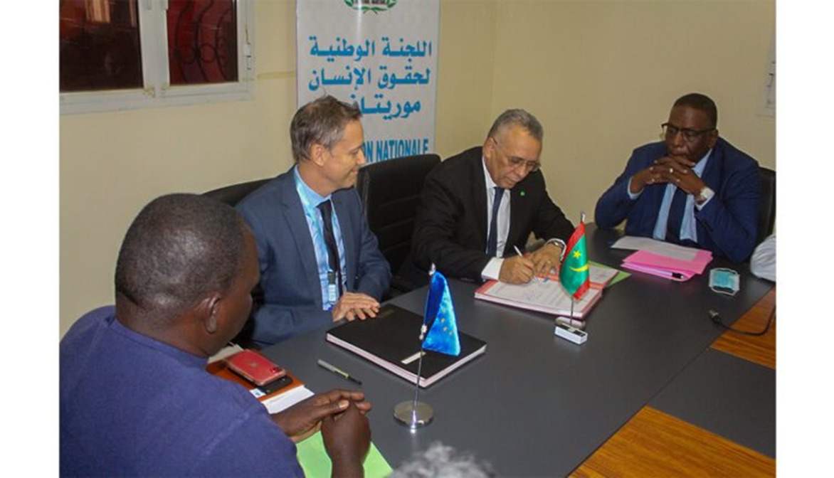 La Commission nationale aux Droits de l’Homme et l’Union européenne Signent un accord à Nouakchott