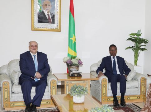 Mauritanie: Le Premier ministre discute avec l'ambassadeur syrien des moyens de renforcer les relations de coopération conjointe