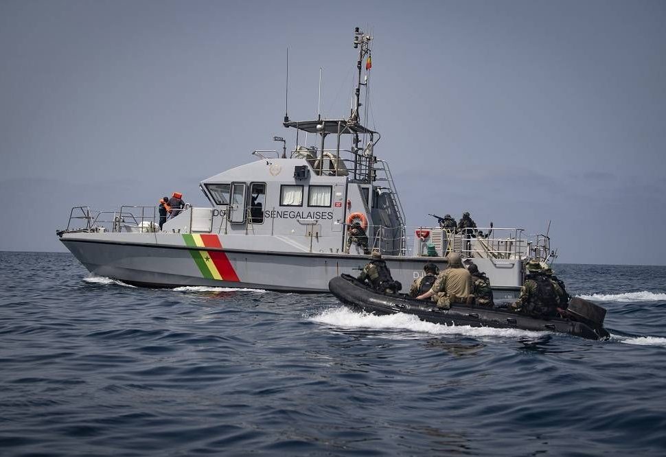 Sénégal : La marine intercepte un navire transportant des immigrés clandestins et 30 cadavres