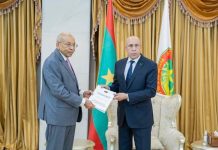 Ghazouani reçoit le rapport présentant la vision des partis politiques sur le dialogue à venir