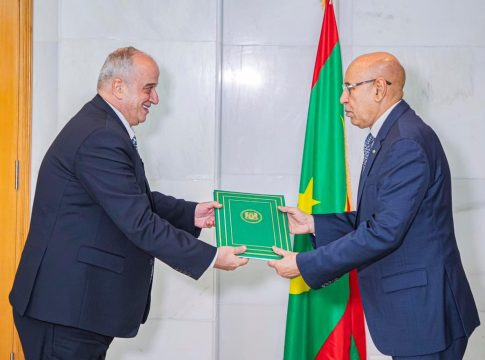 Ould Ghazouani reçoit les lettres de créance de l'ambassadeur syrien en Mauritanie