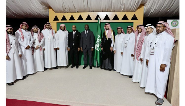 Le ministre des Affaires islamiques : Visite à Nouakchott de l’exposition saoudienne accompagnant le concours du Roi Selmane pour la mémorisation du Saint Coran et la Sunna dans les pays de l’Afrique de l’Ouest