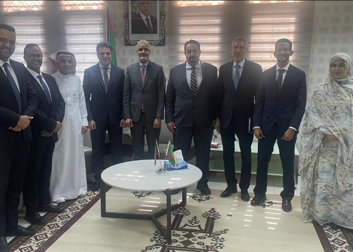 Le ministre mauritanien de l'économie et des finances rencontre une délégation saoudienne