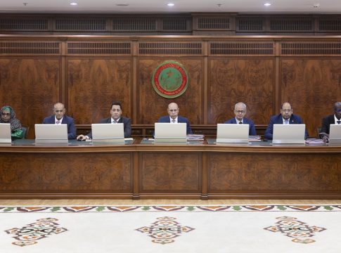 Le Conseil des ministres met fin aux fonctions du directeur du Centre national des oeuvres universitaires.