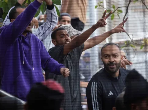L'Afrique du Sud décide d'expulser 95 libyens arrêtés sur le site d'un "camp d'entraînement" présumé