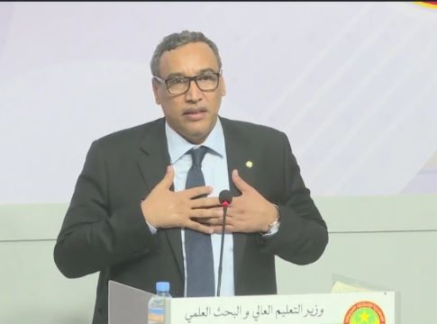 Le ministre mauritanien de l'enseignement supérieur reçoit une invitation officielle à se rendre en Algérie