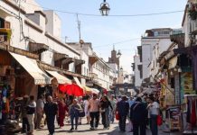 Le Maroc prévoit une croissance économique de 4,2 % et vise à réduire le déficit et la dette
