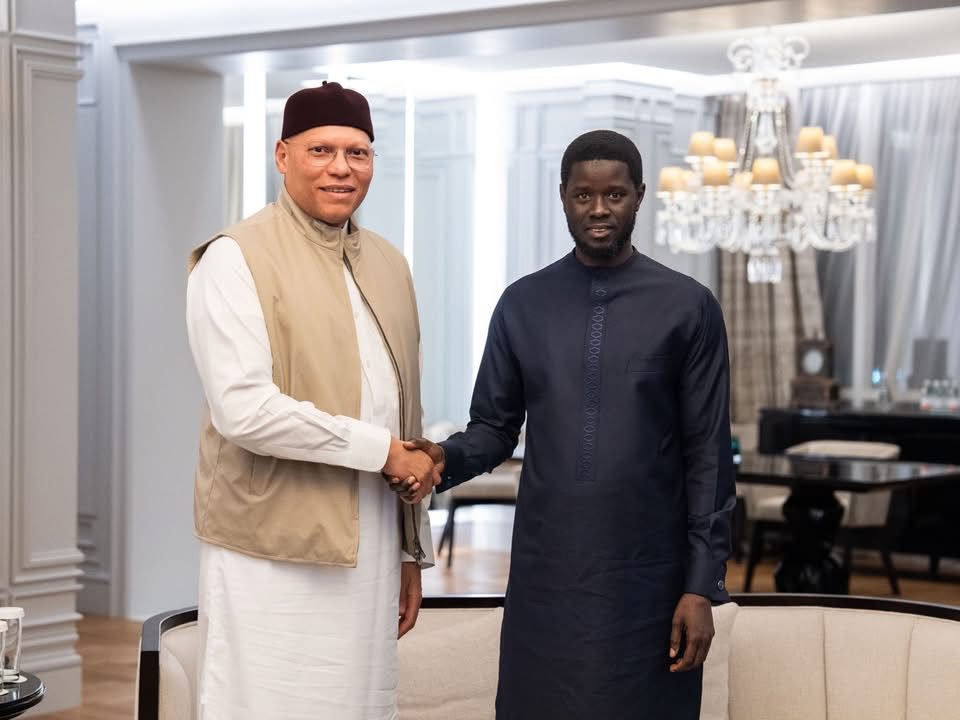 Faye discute de la situation politique sénégalaise avec le fils de l'ancien président Abdoulaye Wade
