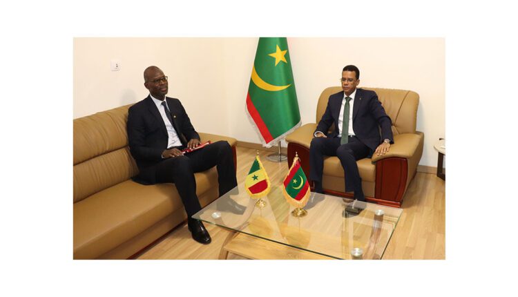 Nouakchott : Le ministre de la pêche et l’ambassadeur du Sénégal discutent des relations de coopération entre les deux pays
